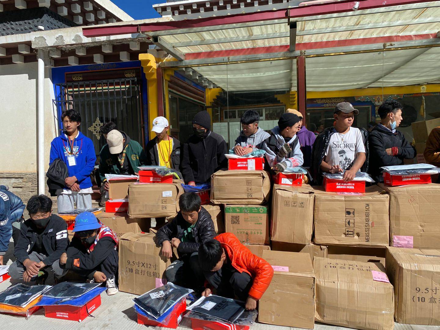 开云手机站登录入口-开云(中国)公益回顾丨家国同欢月同圆 温暖满载甘孜州(图7)