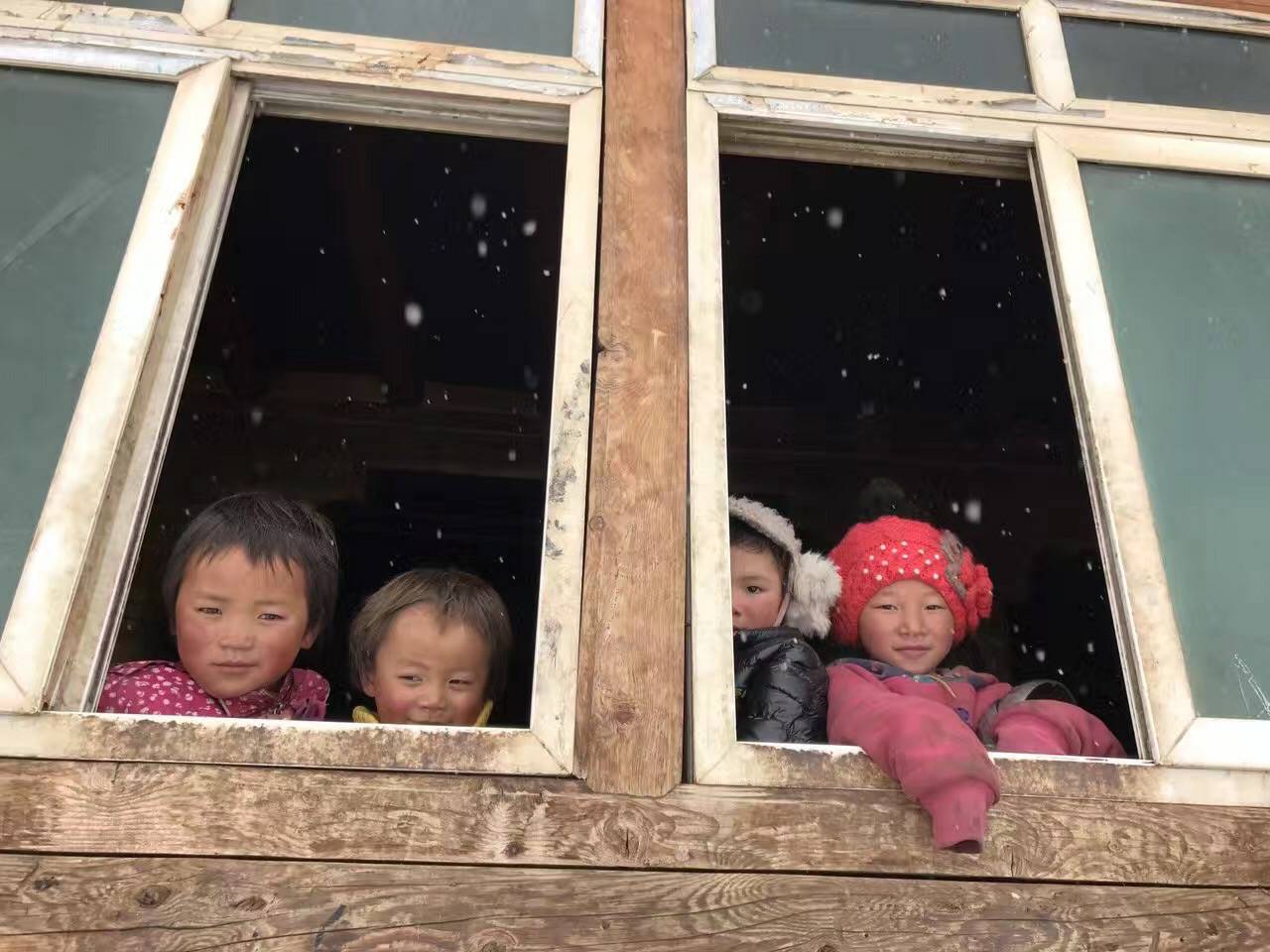 开云手机站登录入口-开云(中国)公益回顾丨家国同欢月同圆 温暖满载甘孜州(图9)